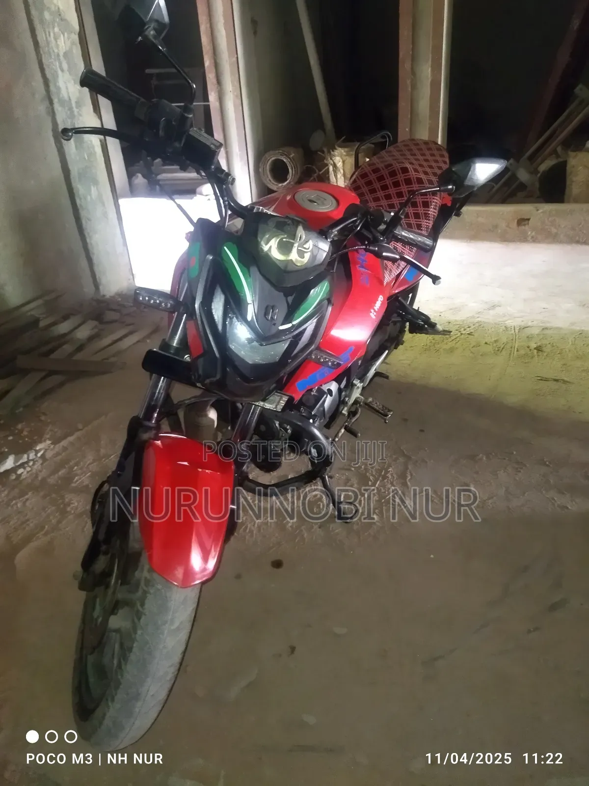 New Hero Thriller 160R 2022 Red