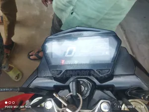 New Hero Thriller 160R 2022 Red