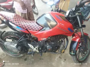 New Hero Thriller 160R 2022 Red