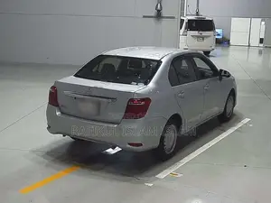 Photo - Toyota Axio 2020 Silver