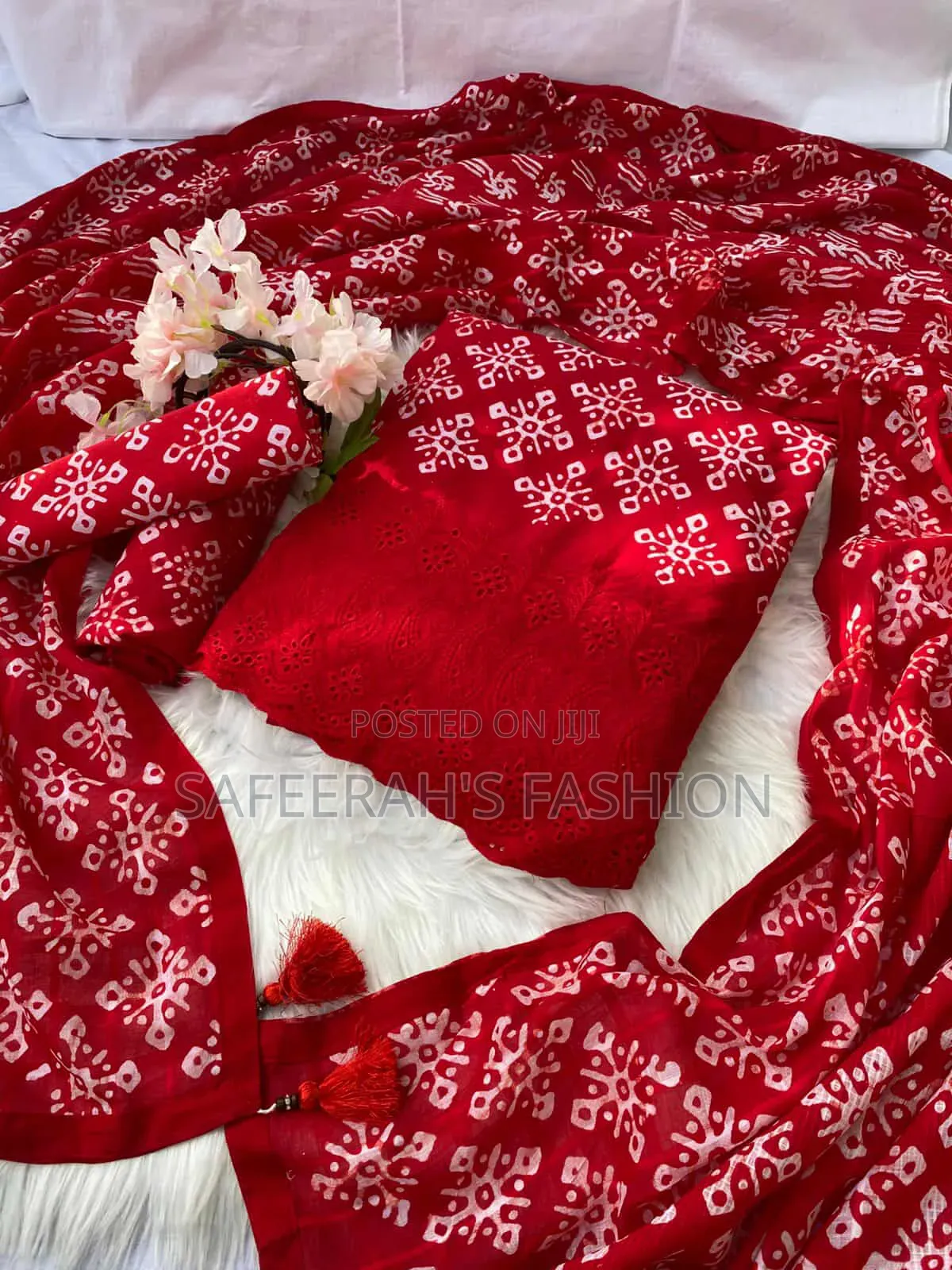  ভেজিটেবল চিকেন কাজ করা বুটিকস থ্রি পিসr