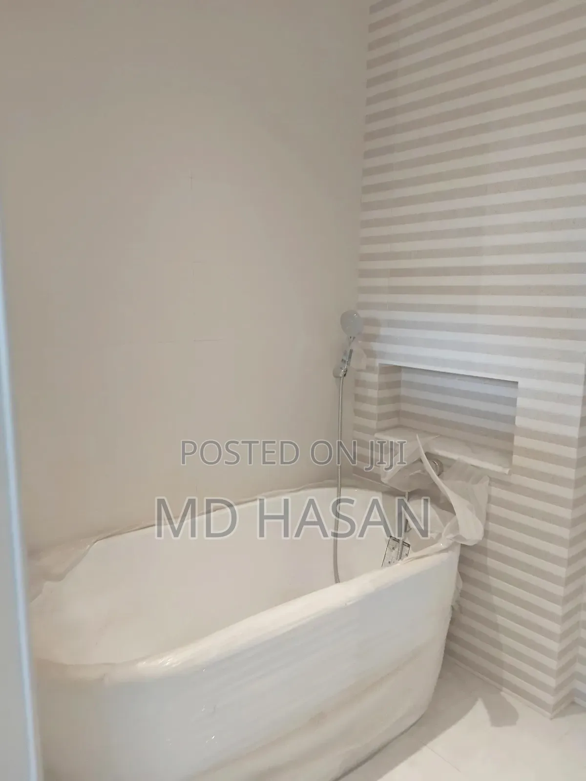 4bdrm Apartment in Semi Furbished for Rent