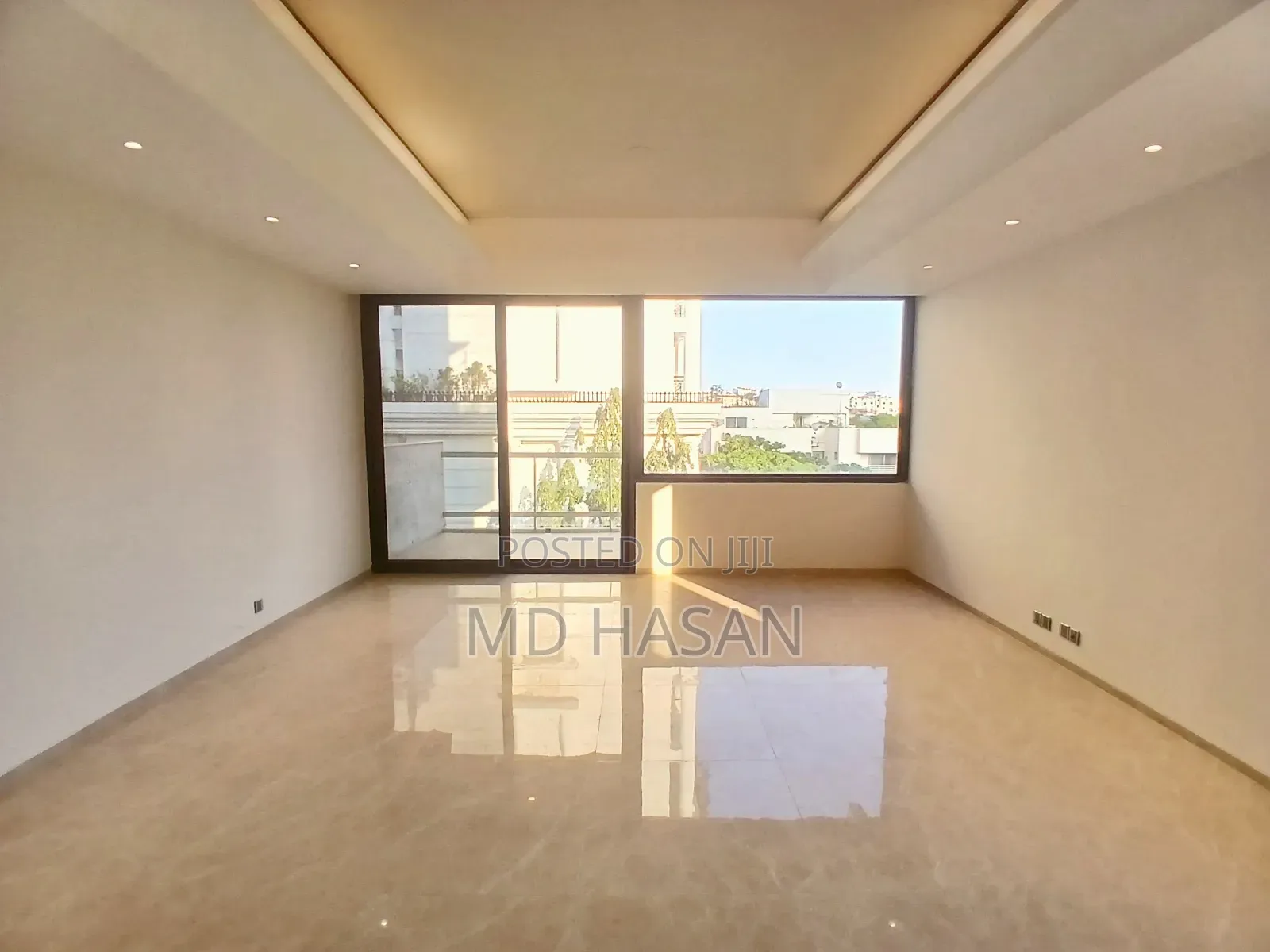 4bdrm Apartment in Semi Furbished for Rent