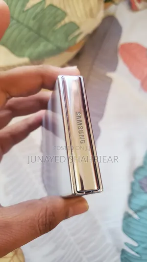 New Samsung Galaxy Z Flip4 256 GB Blue