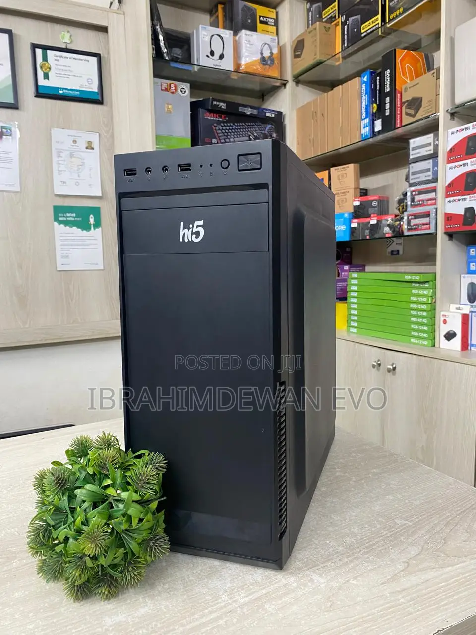 Pc Intel Core I5 8th Gen 2.80ghz,Ddr- 4 8gb Ram , Ssd: 256gb M.2