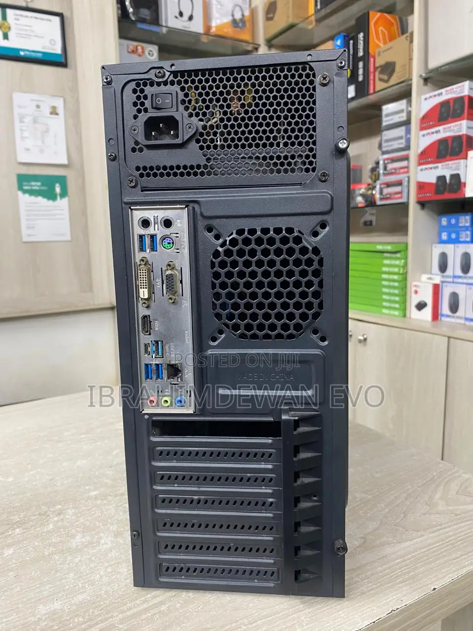 Pc Intel Core I5 8th Gen 2.80ghz,Ddr- 4 8gb Ram , Ssd: 256gb M.2