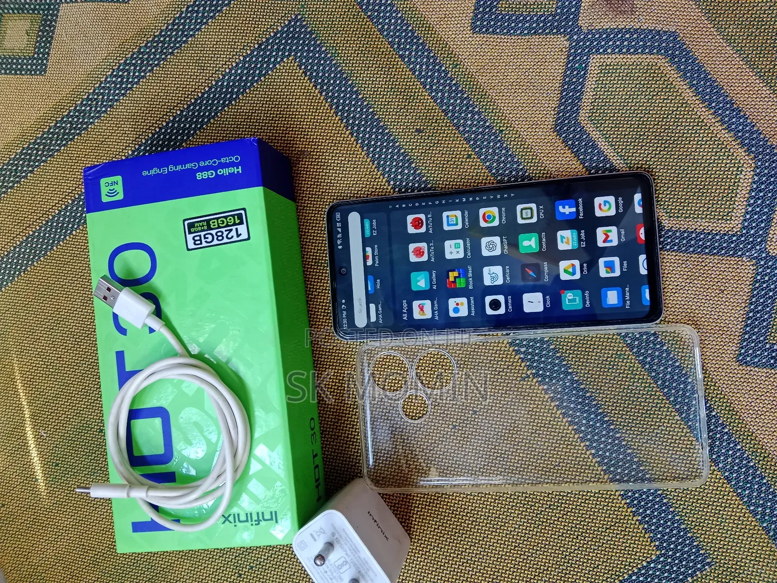 Infinix Hot 30 128 GB White