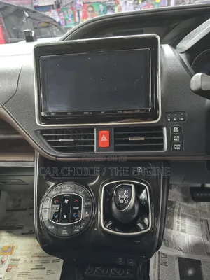 Toyota Esquire 1.8 FWD Hybrid (7 Seater) 2020 Blue