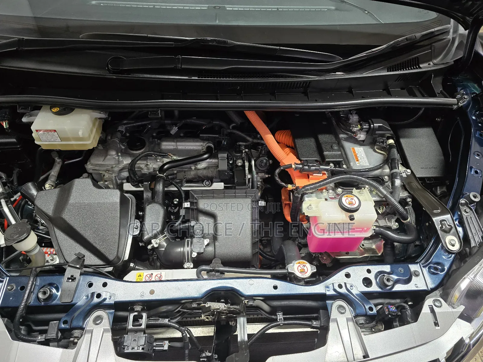 Toyota Esquire 1.8 FWD Hybrid (7 Seater) 2020 Blue