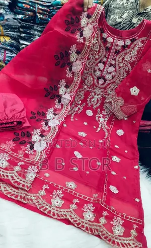 Photo - Pakistani Design 4-Piece Sada Bahar Tissue Set