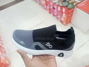 Ladies Fashionable Running Shoes.