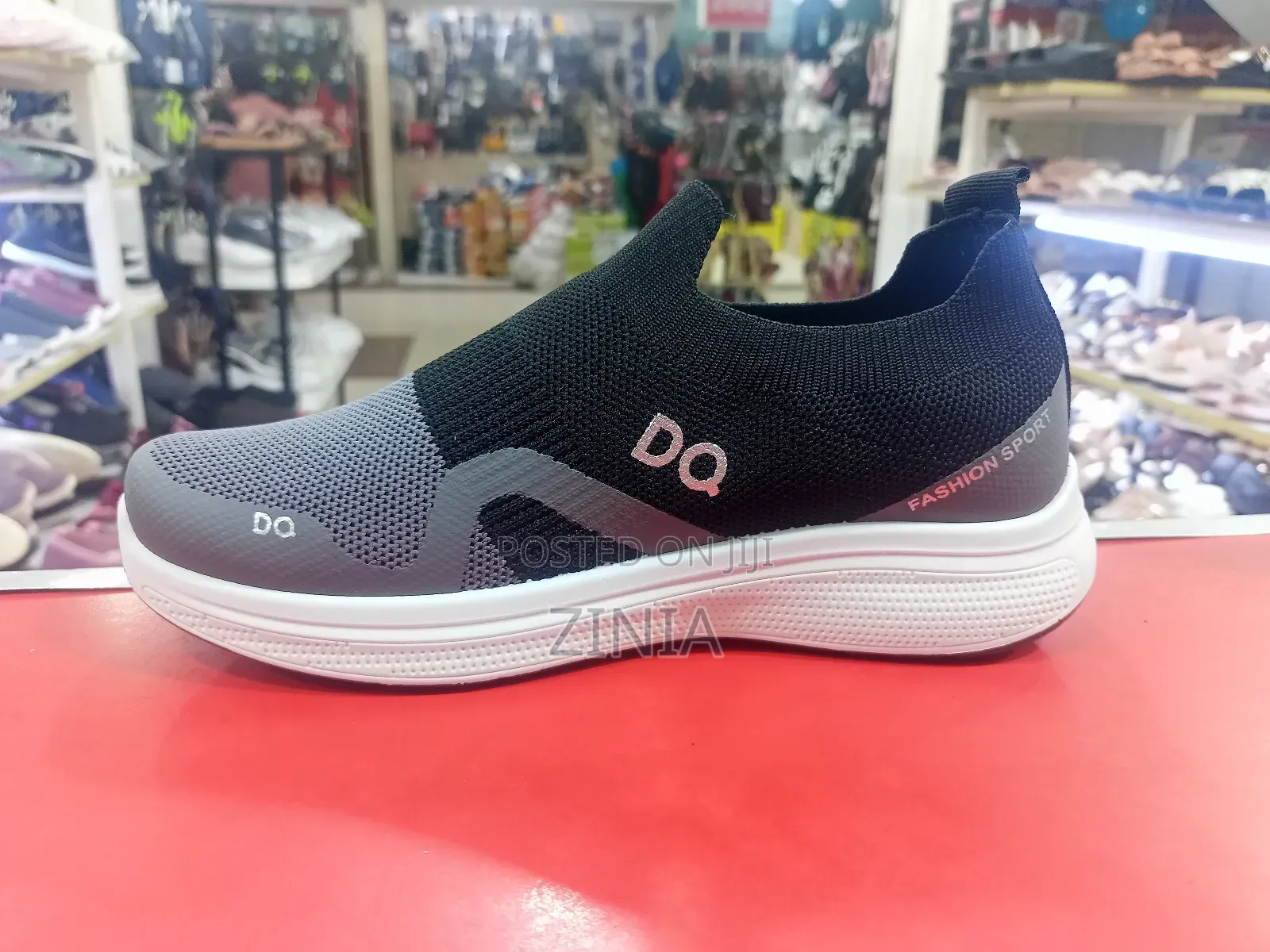 Ladies Fashionable Running Shoes.