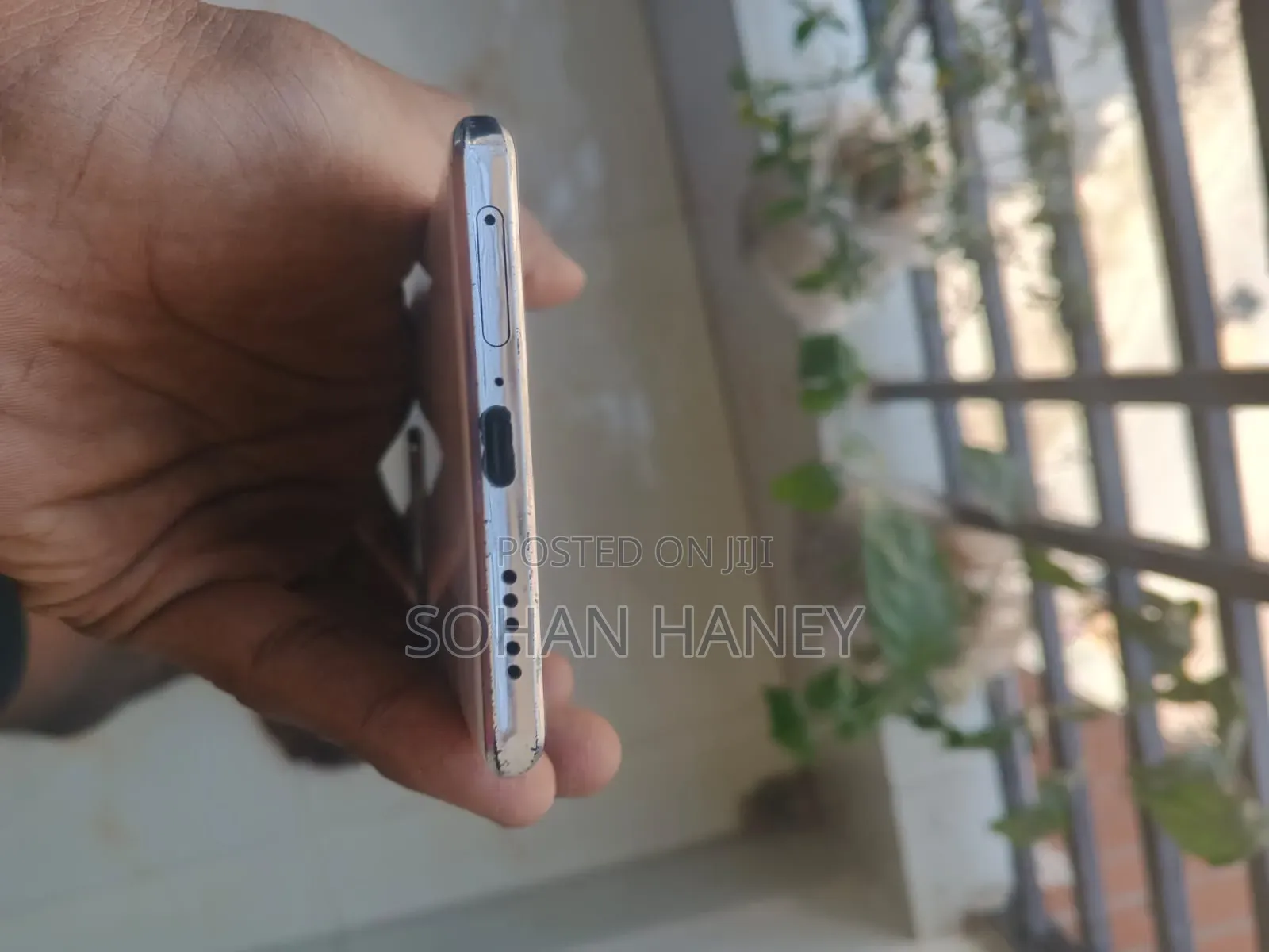 Vivo T2x (India) 128 GB White