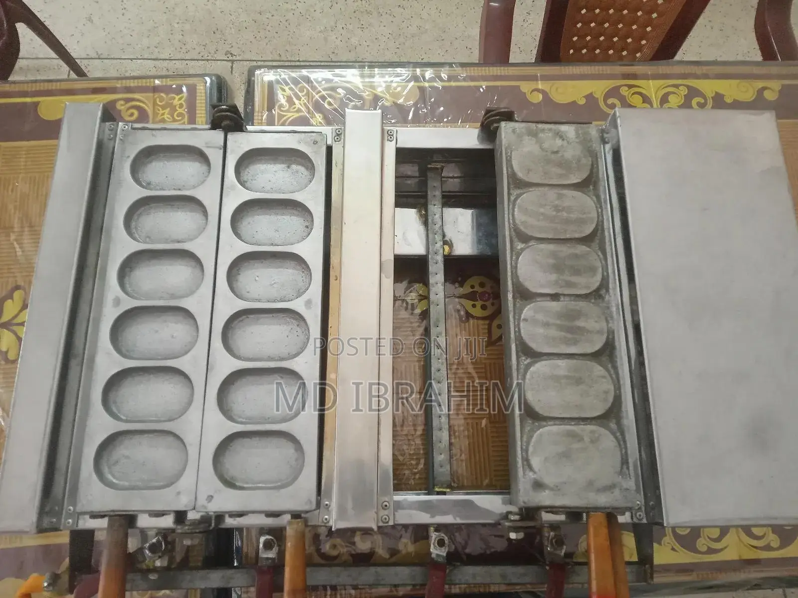 ডাবল ডাইজের ডিম কেক মেশিন বিক্রি করা হবে