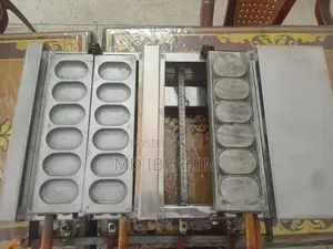 ডাবল ডাইজের ডিম কেক মেশিন বিক্রি করা হবে