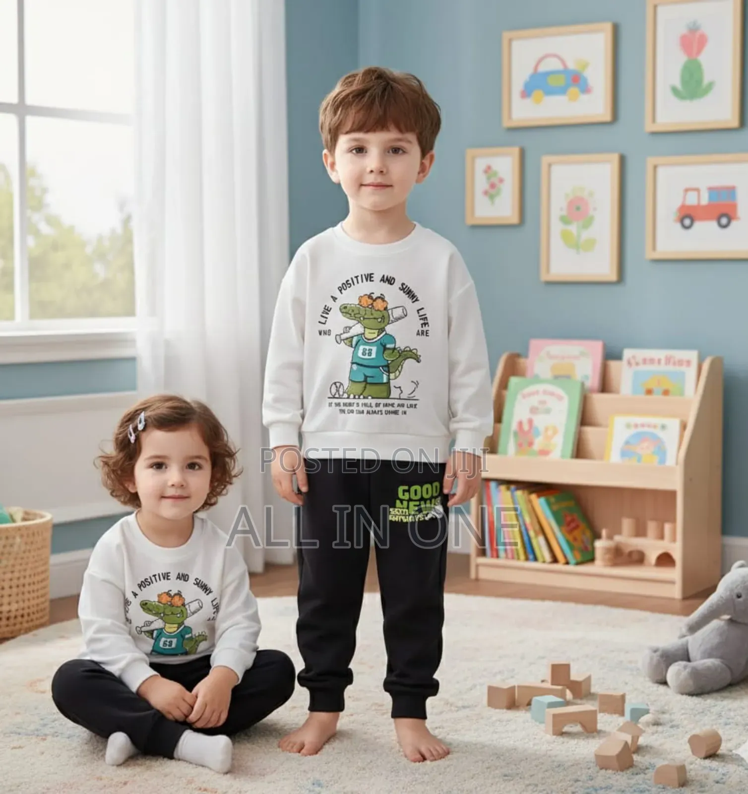 Kids Sweatshirt and Trouser Set High Quality