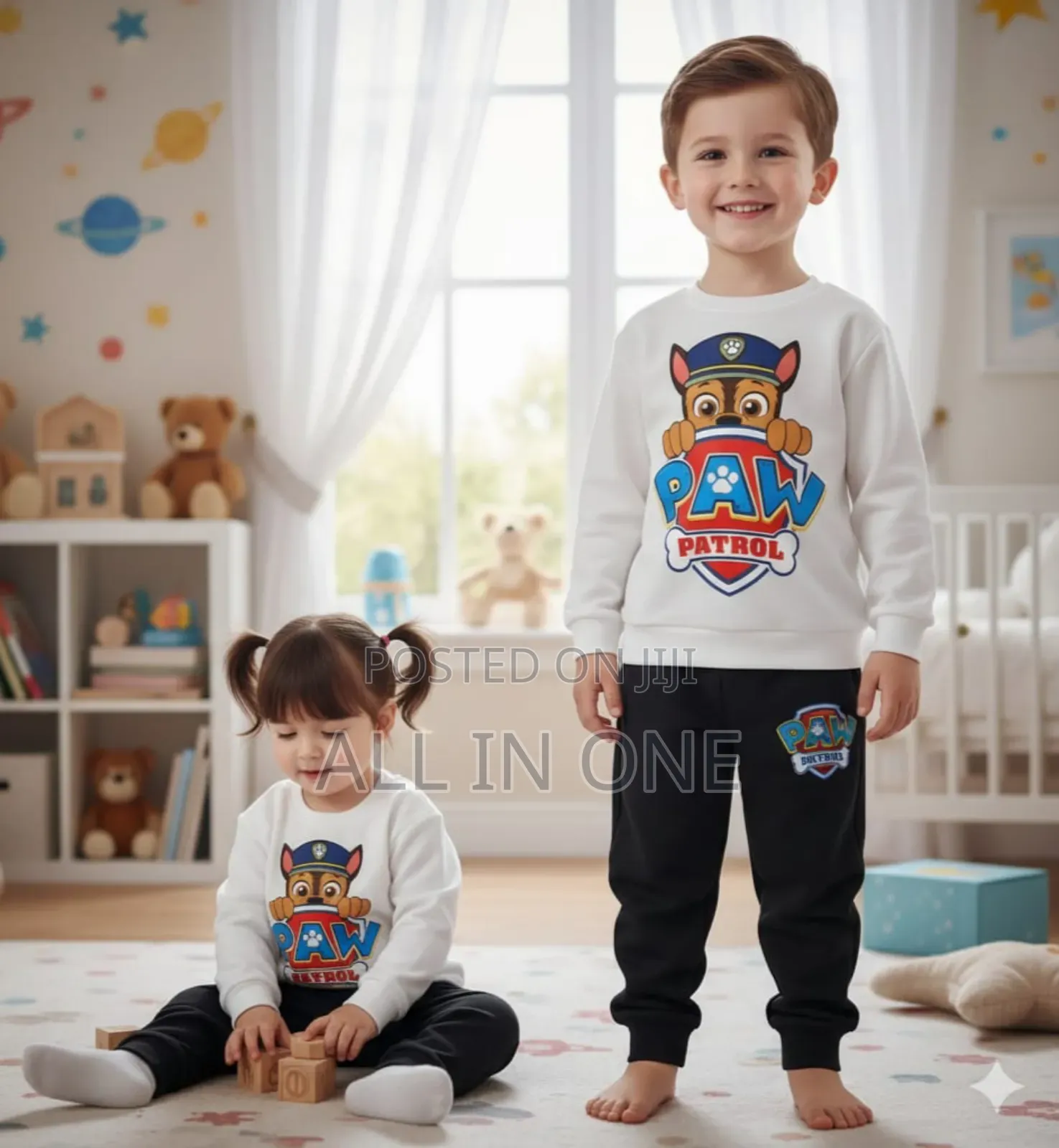 Kids Sweatshirt and Trouser Set High Quality