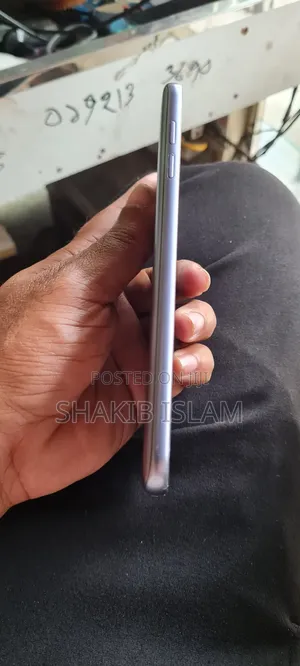 Samsung Galaxy J4 32 GB Silver