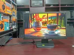 Photo - Hp V194 19" Hd+ Led Monitor – Crystal Clear Display