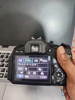 Canon 600d DHLR Camera