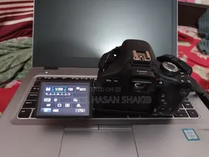 Canon 600d DHLR Camera