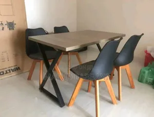 Photo - Dinning Table With 4 Chair