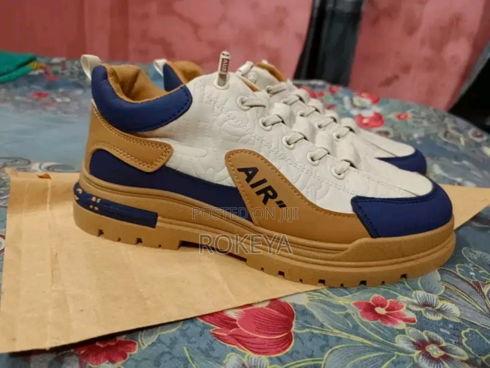 Men's New Men's Sneaker/Shoes
Imported From China