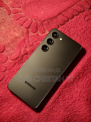 Photo - Samsung Galaxy S23 128 GB Black