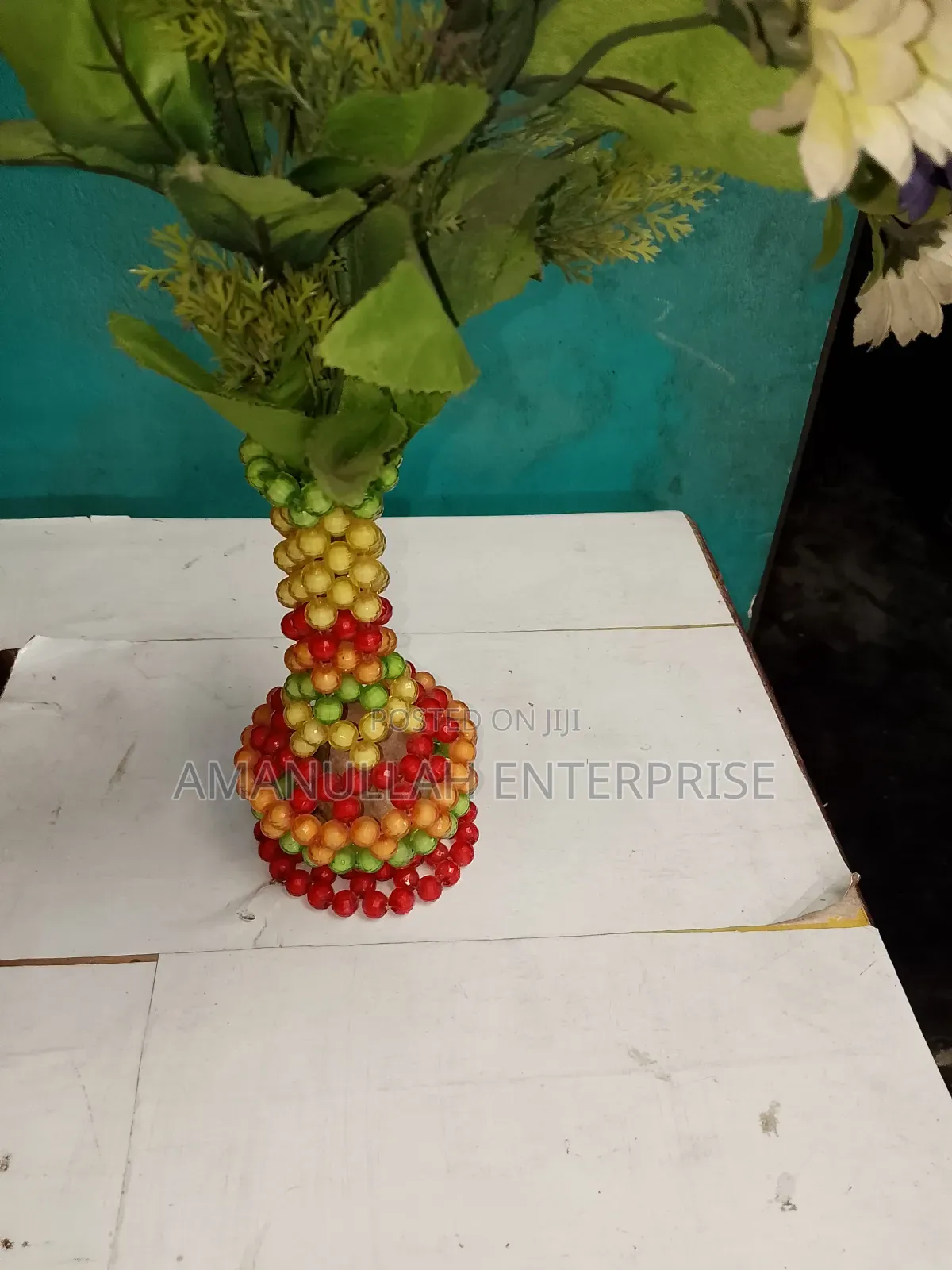 Beaded Flowers Vassal. Handcrafted With Colorful Beads.