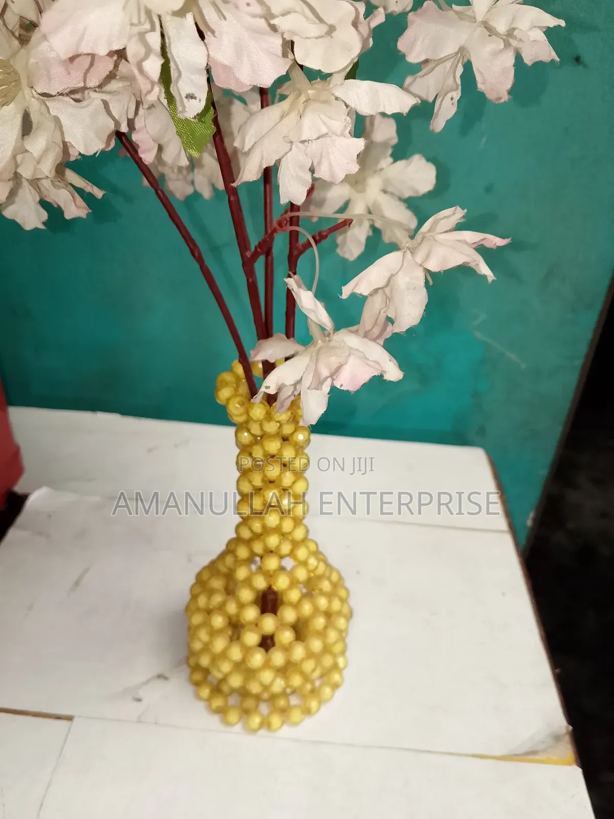 Beaded Flowers Vassal. Handcrafted With Colorful Beads.