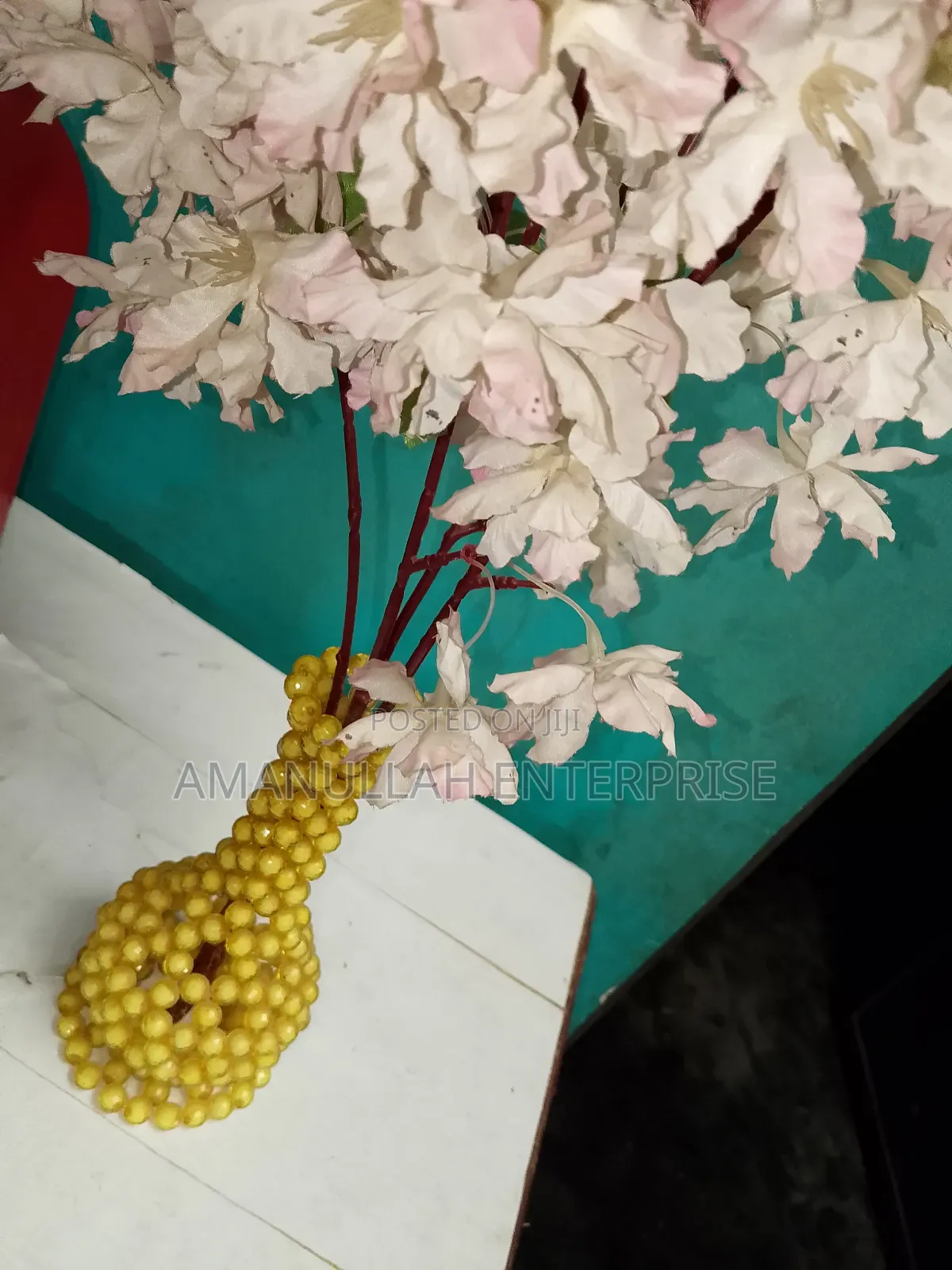 Beaded Flowers Vassal. Handcrafted With Colorful Beads.