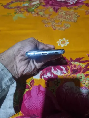 Photo - Samsung Galaxy S10 128 GB Blue