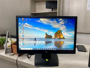 Photo - Hp 19" Monitor, Resolution (1366x768)