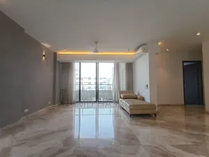 4bdrm Apartment in Flat for Sale for Sale