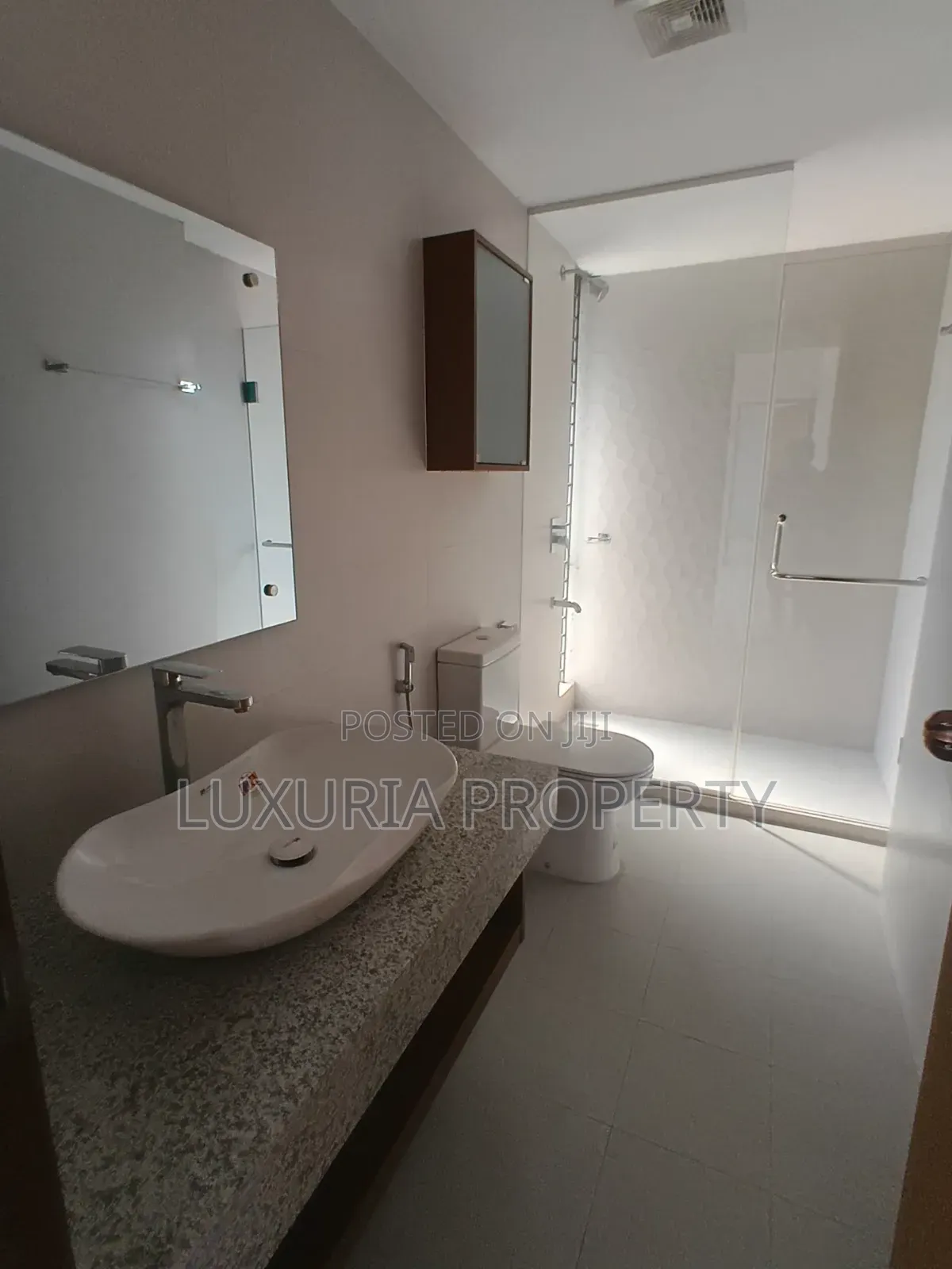 3bdrm Apartment in Gulshan for Rent