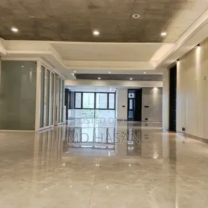 4bdrm Apartment in Semi Furbished Flat for Rent