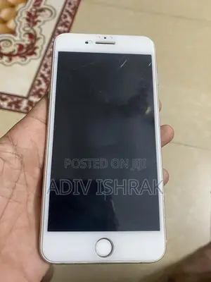 Photo - Apple iPhone 7 Plus 128 GB White