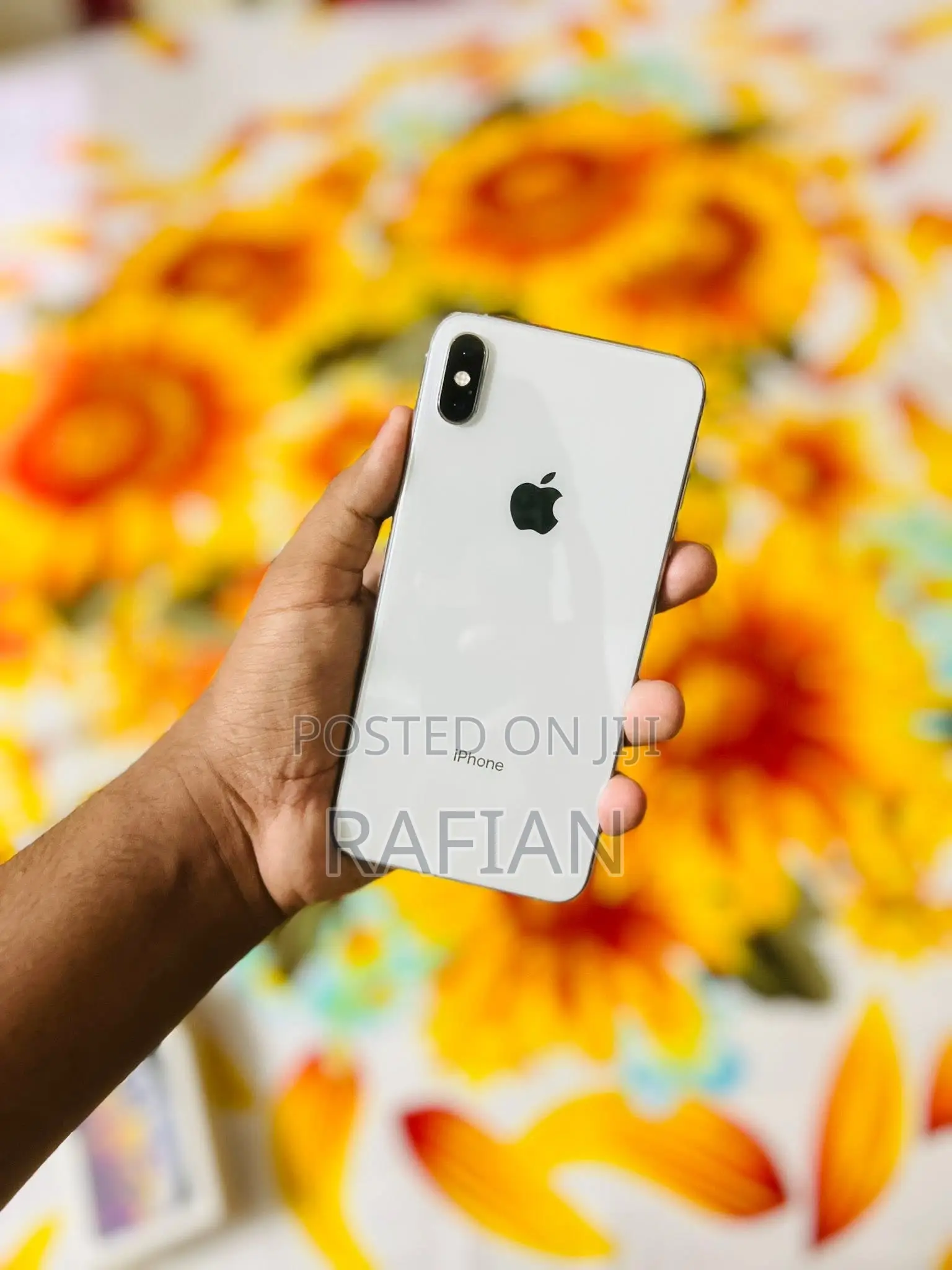 Apple iPhone XS Max 64 GB White