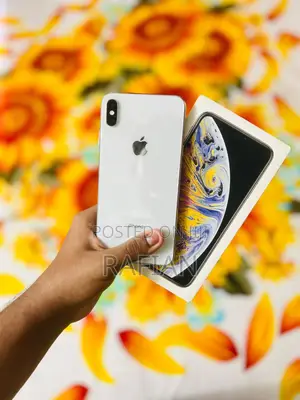 Photo - Apple iPhone XS Max 64 GB White
