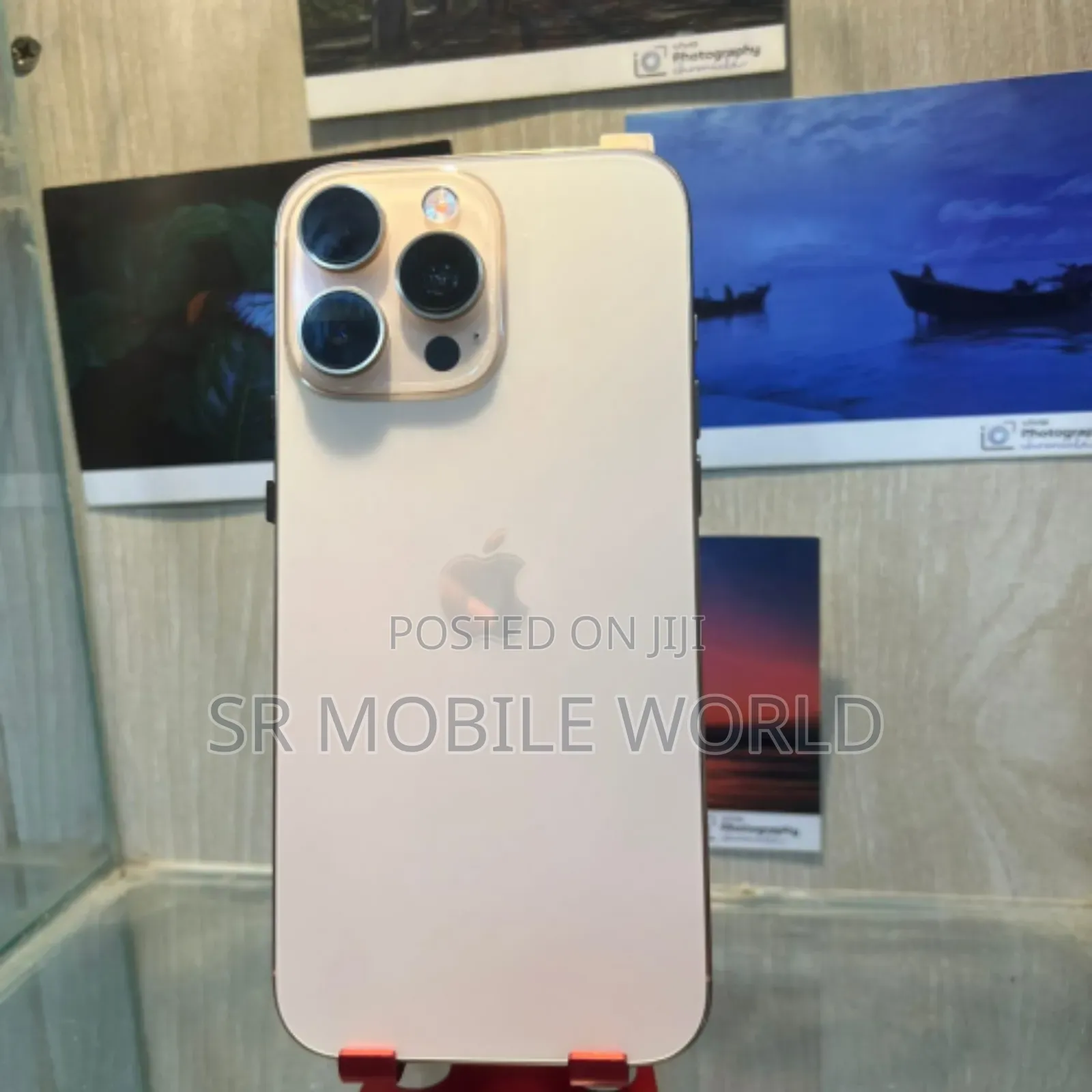 New Apple iPhone 16 Pro Max 256 GB Gold