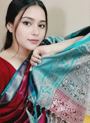 কাতান সিল্ক শাড়ি ব্লাউজ পিস সহ