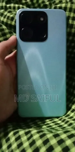 Photo - Itel A60s 64 GB Green