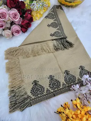 টাঙ্গাইলের ঐতিহ্যবাহী উলের শাল/চাদর কালেকশনr