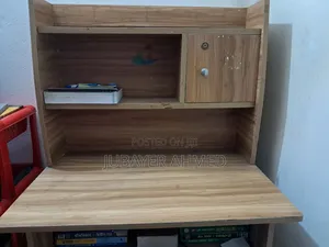 Study Table (Otobi Material)