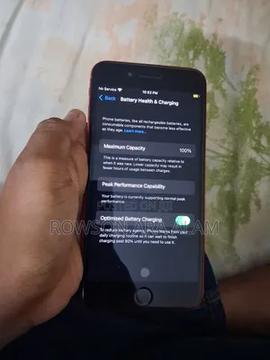 Photo - Apple iPhone 8 Plus 64 GB Red