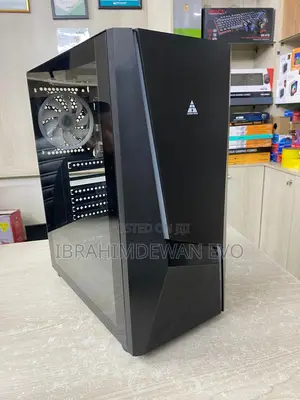 Photo - Desktop Computer Asus 8GB AMD Ryzen 3 SSD 256GB