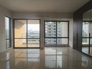 4bdrm Apartment in Gulshan for Rent
