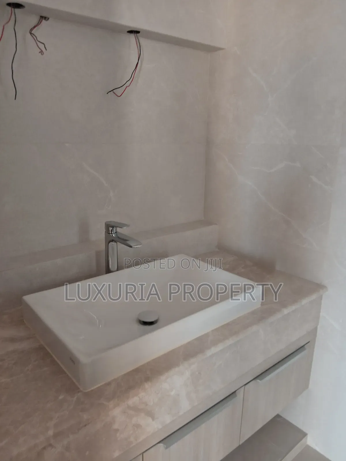 4bdrm Apartment in Gulshan for Rent