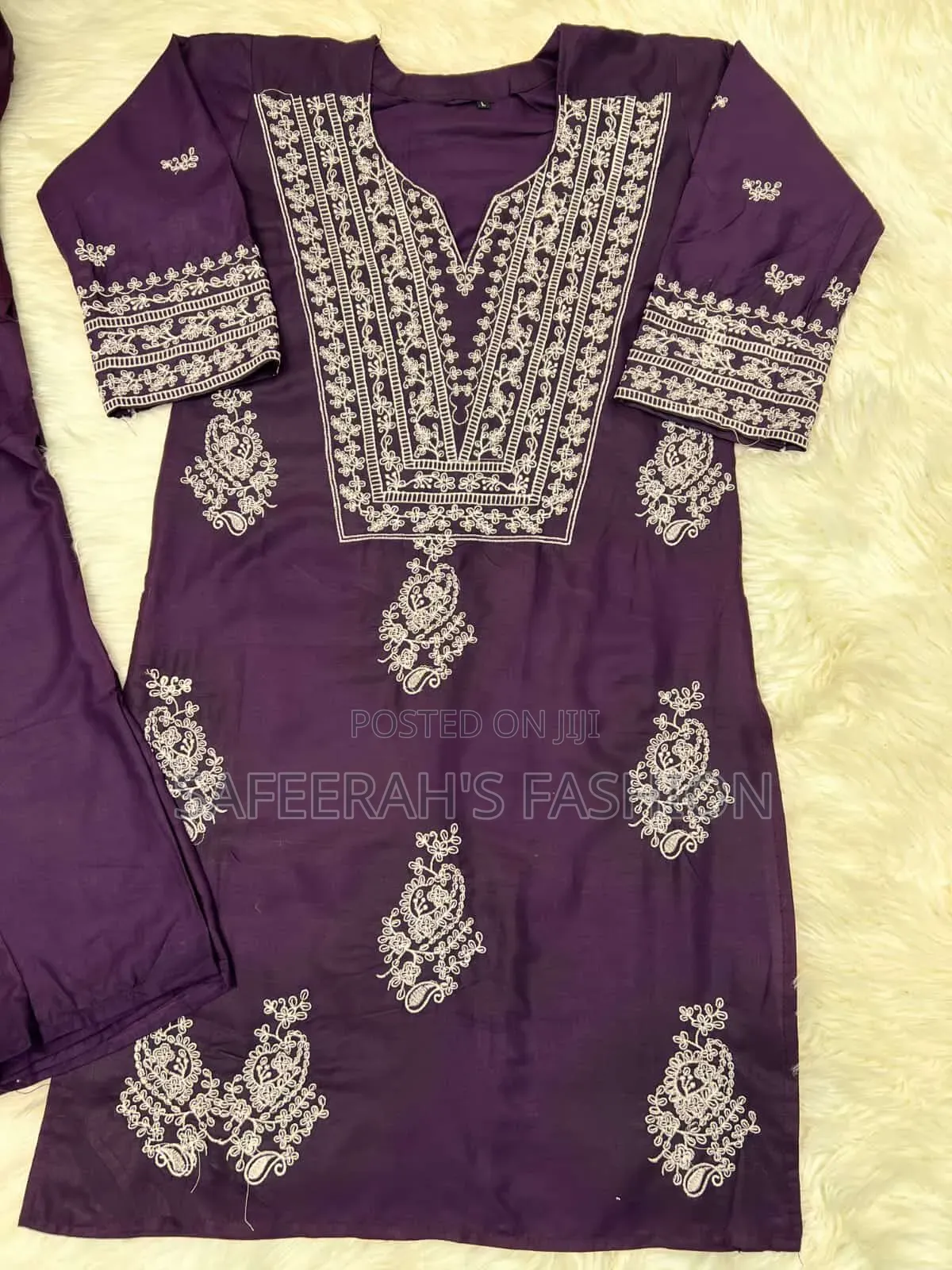 সম্পূর্ণ লেটেস্ট v গলা ডিজাইনের সম্পূর্ণ রেডি করা টু পিস কালেকশন।
r