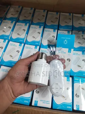 **প্রিমিয়াম ম্যাট ব্ল্যাক ল্যাম্প হোল্ডার ও স্মার্ট রিমোট সেট